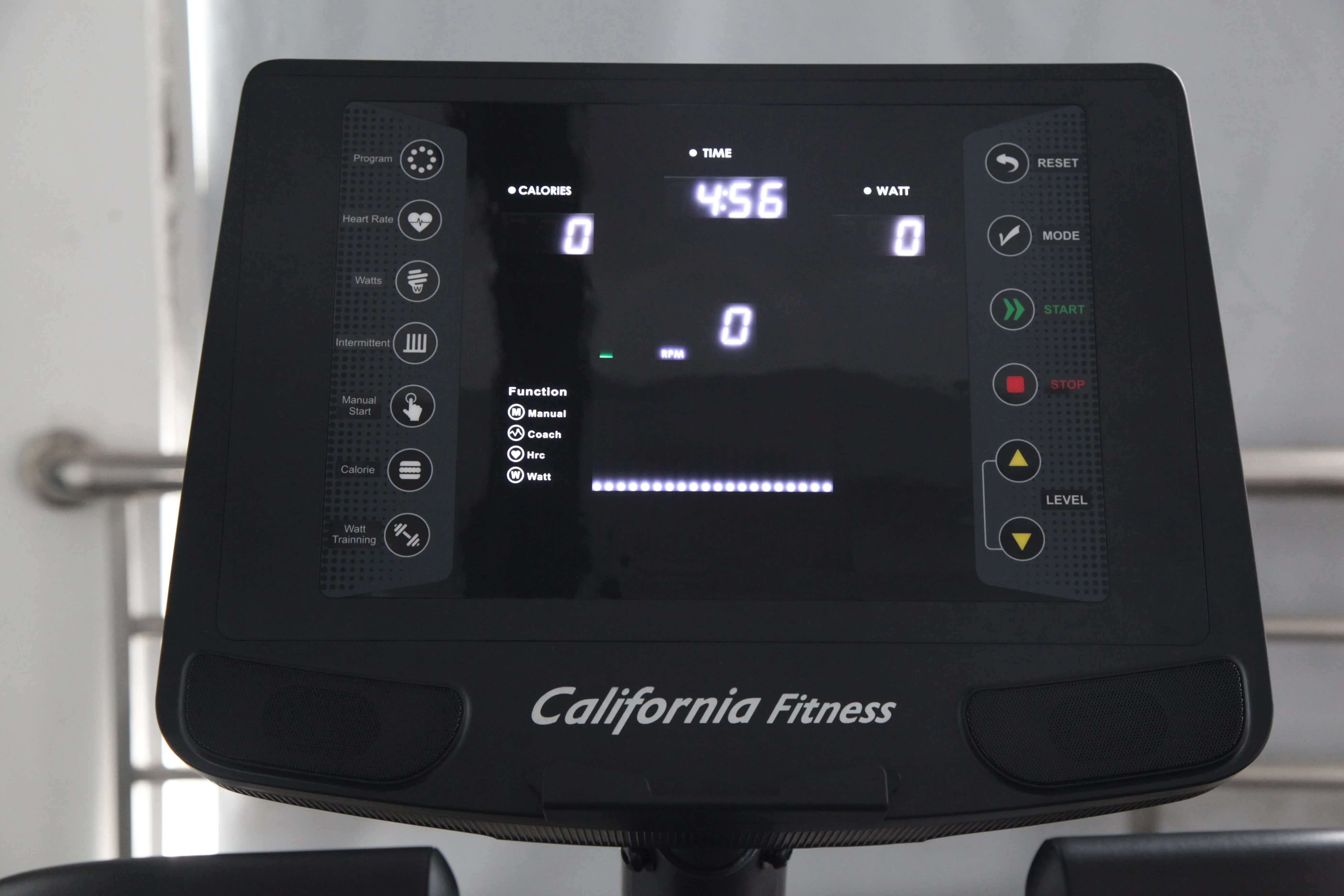 California Fitness R8 Recumbent Exercise Bike