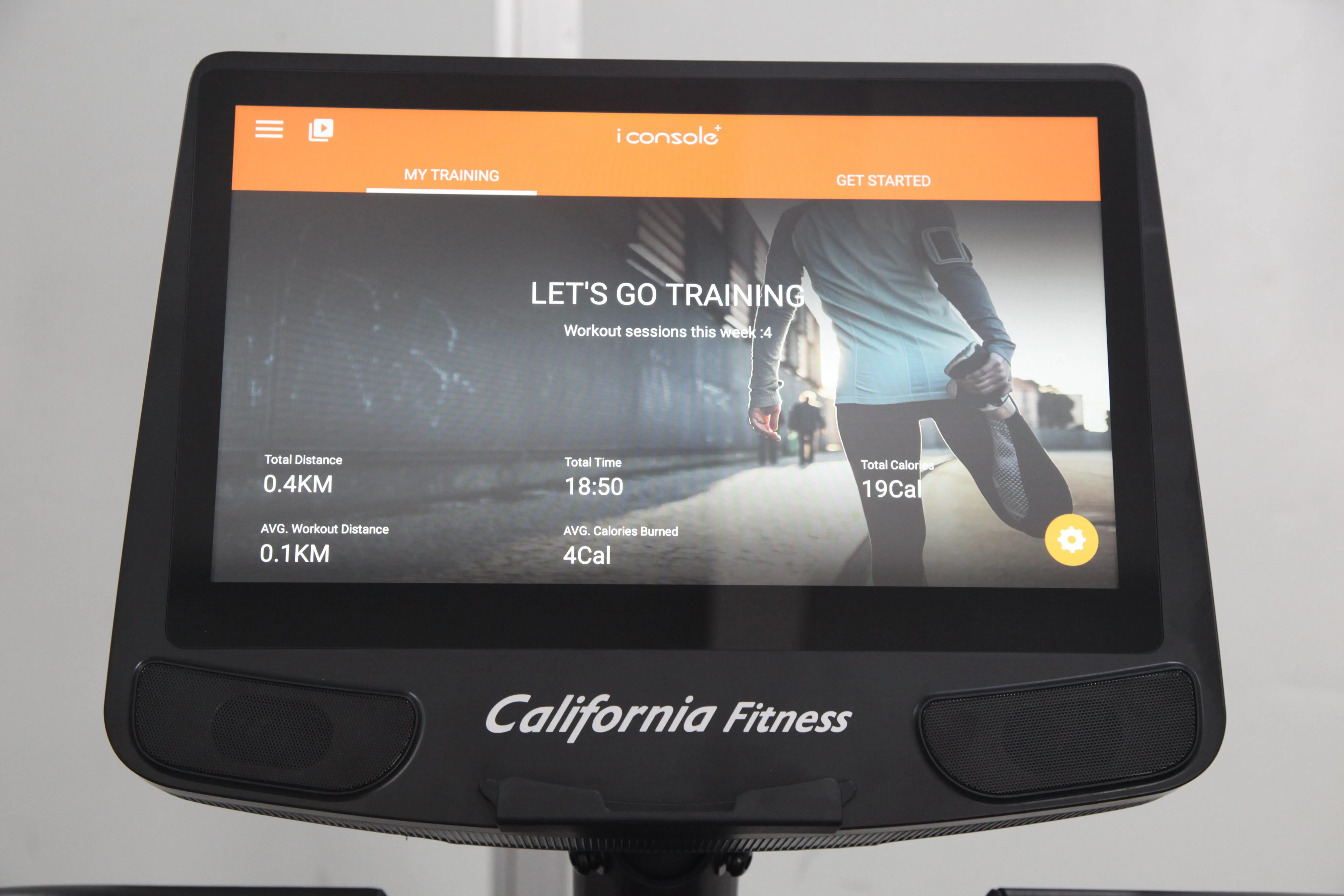 California Fitness U8 Upright Exercise Bike